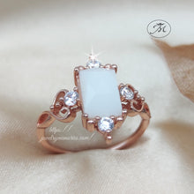 Load image into Gallery viewer, Gold Vintage Rectangle Breastmilk Ring