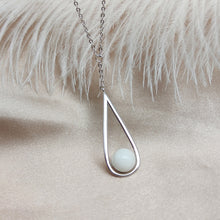 Load image into Gallery viewer, Milk Droplet Necklace