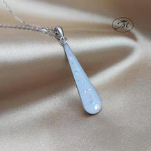 Load image into Gallery viewer, Elongated Breastmilk Pendant