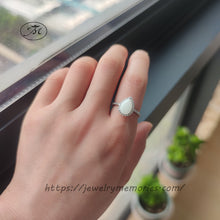 Load image into Gallery viewer, Gold Halo Teardrop Breast Milk Ring