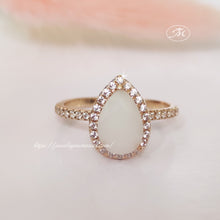 Load image into Gallery viewer, Gold Halo Teardrop Breast Milk Ring