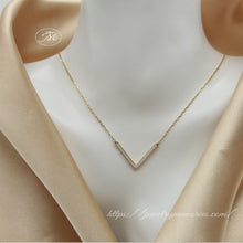Load image into Gallery viewer, Gold Chevron Breastmilk Necklace