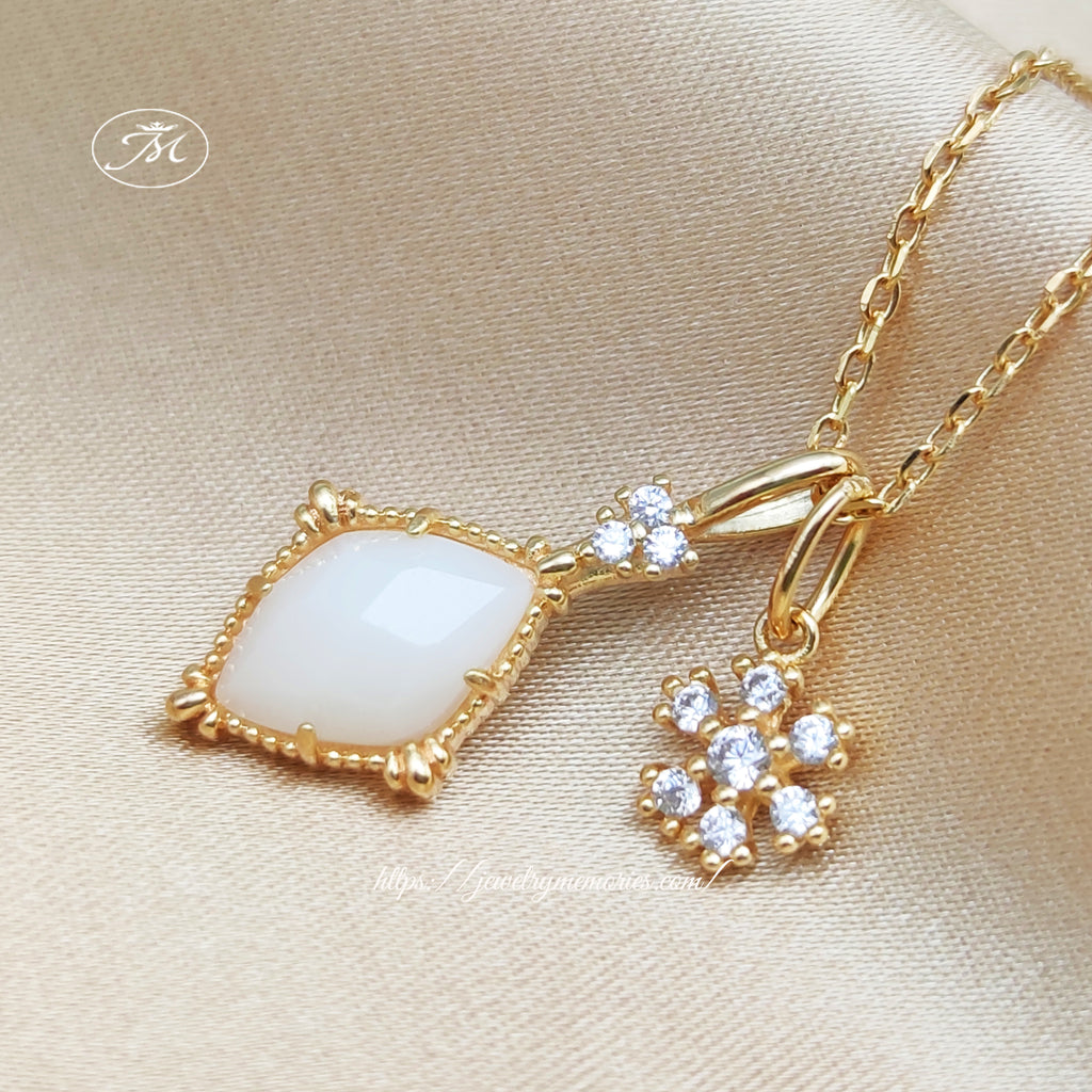 "Isla" Diamond Shape Breast Milk Jewelry Set